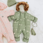 Habit de neige une-pièce vert à motifs, naissance || Green one-piece snowsuit with print, newborn
