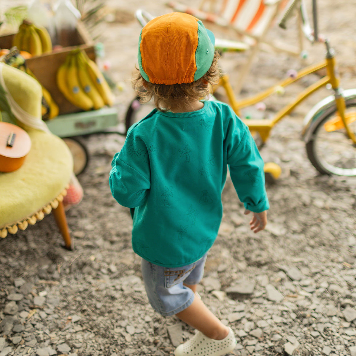 Chandail turquoise à motifs de palmiers et guitares, bébé