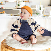 Veste de maille côtelée manches longues à rayure crème et marine, naissance || Long sleeves cream and navy striped ribbed knit vest, newborn