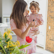 Pyjama une-pièce rose à motif de poules et de lapins, bébé || Pink one-piece pajama with bunnies and chickens print, baby, baby