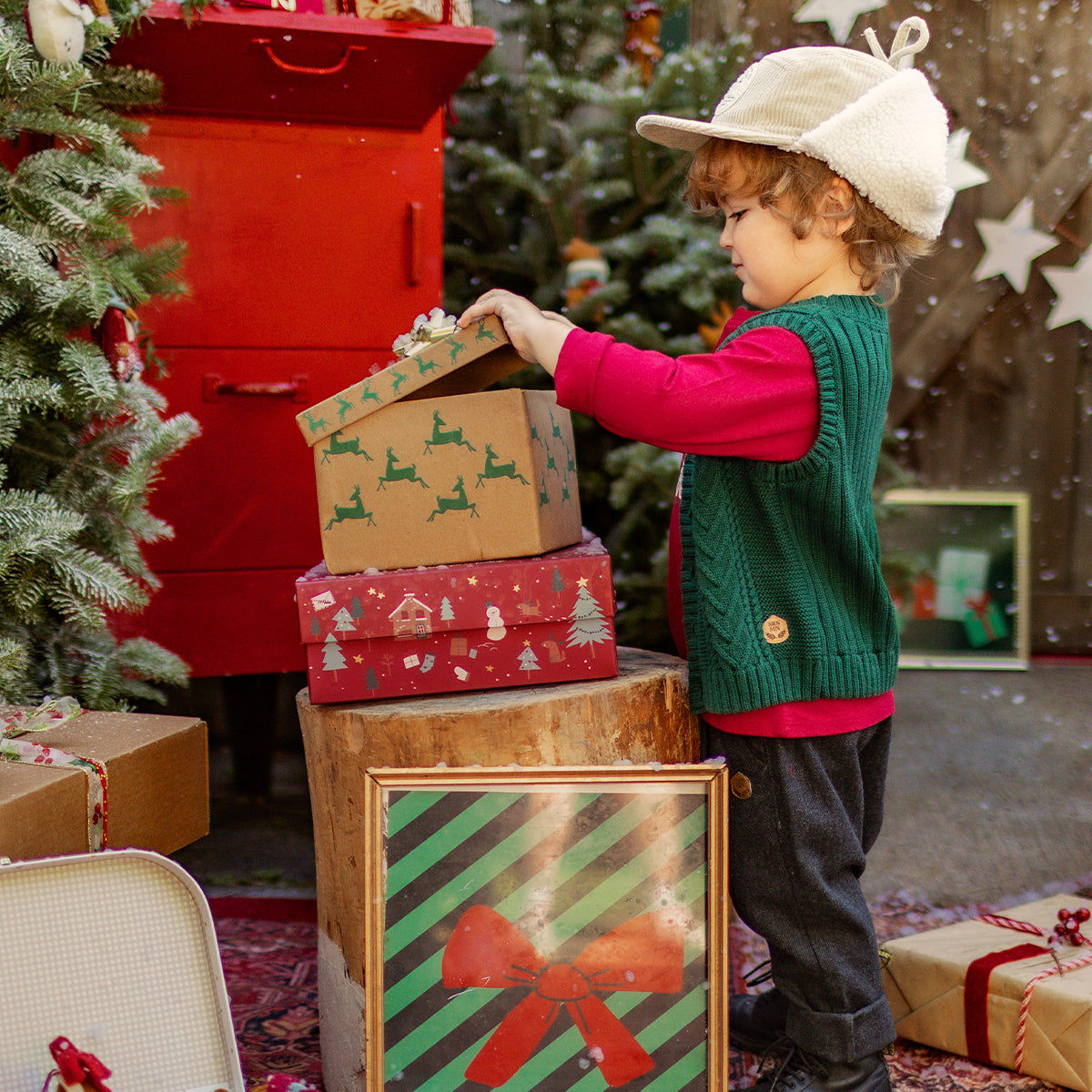 Green knit sweater vest, baby 