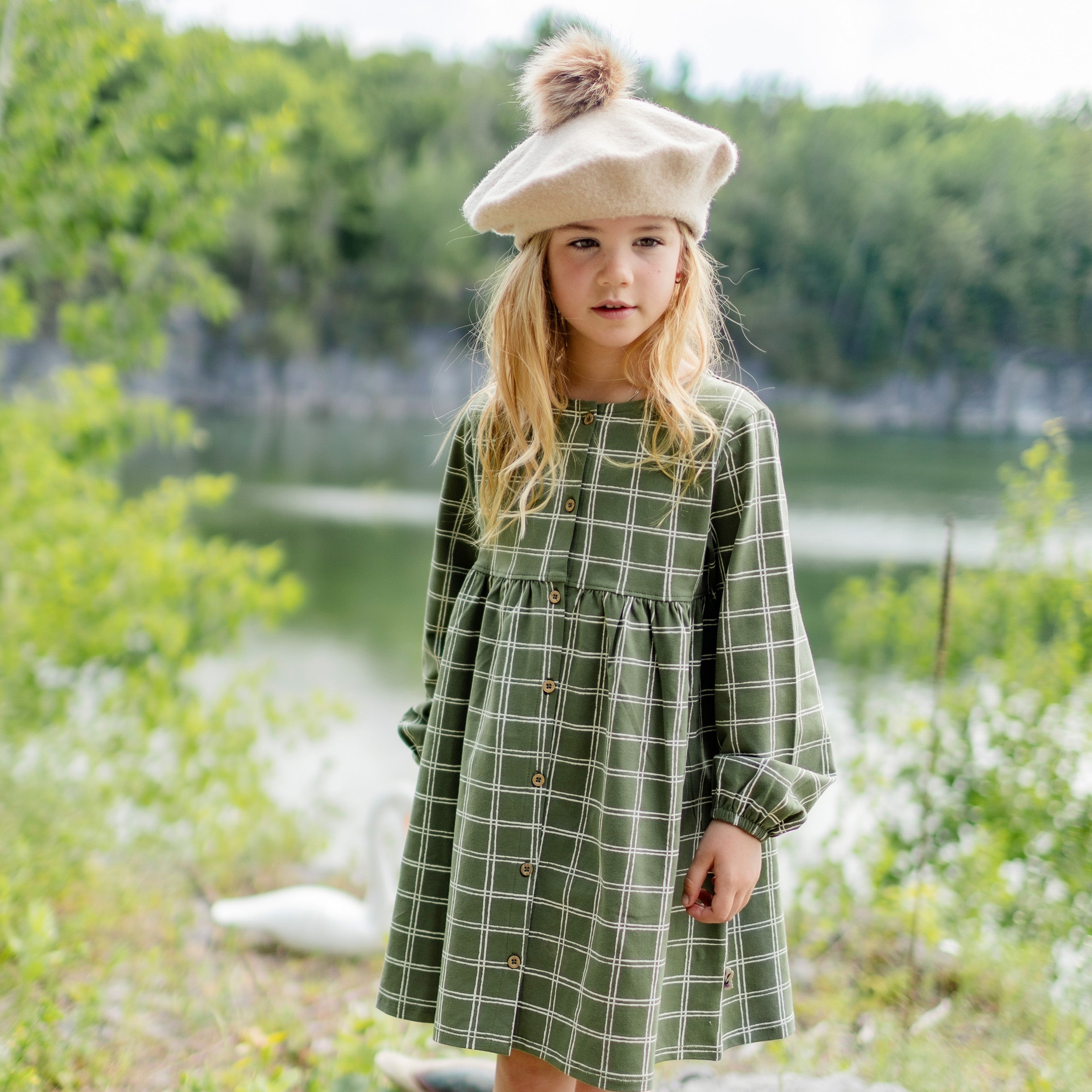 Béret taupe avec pompon en tricot, enfant