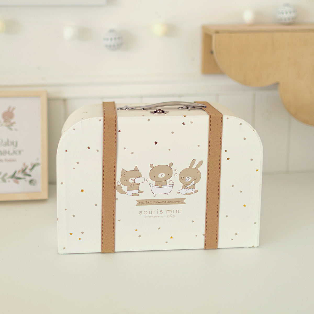 Valise fermée, Coffret cadeau crème et beige « Le Classique » (8 pièces), naissance