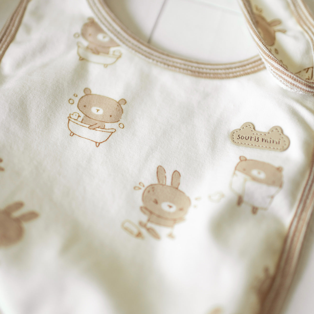 Cream and beige “The Signature” gift set (11 pieces), newborn