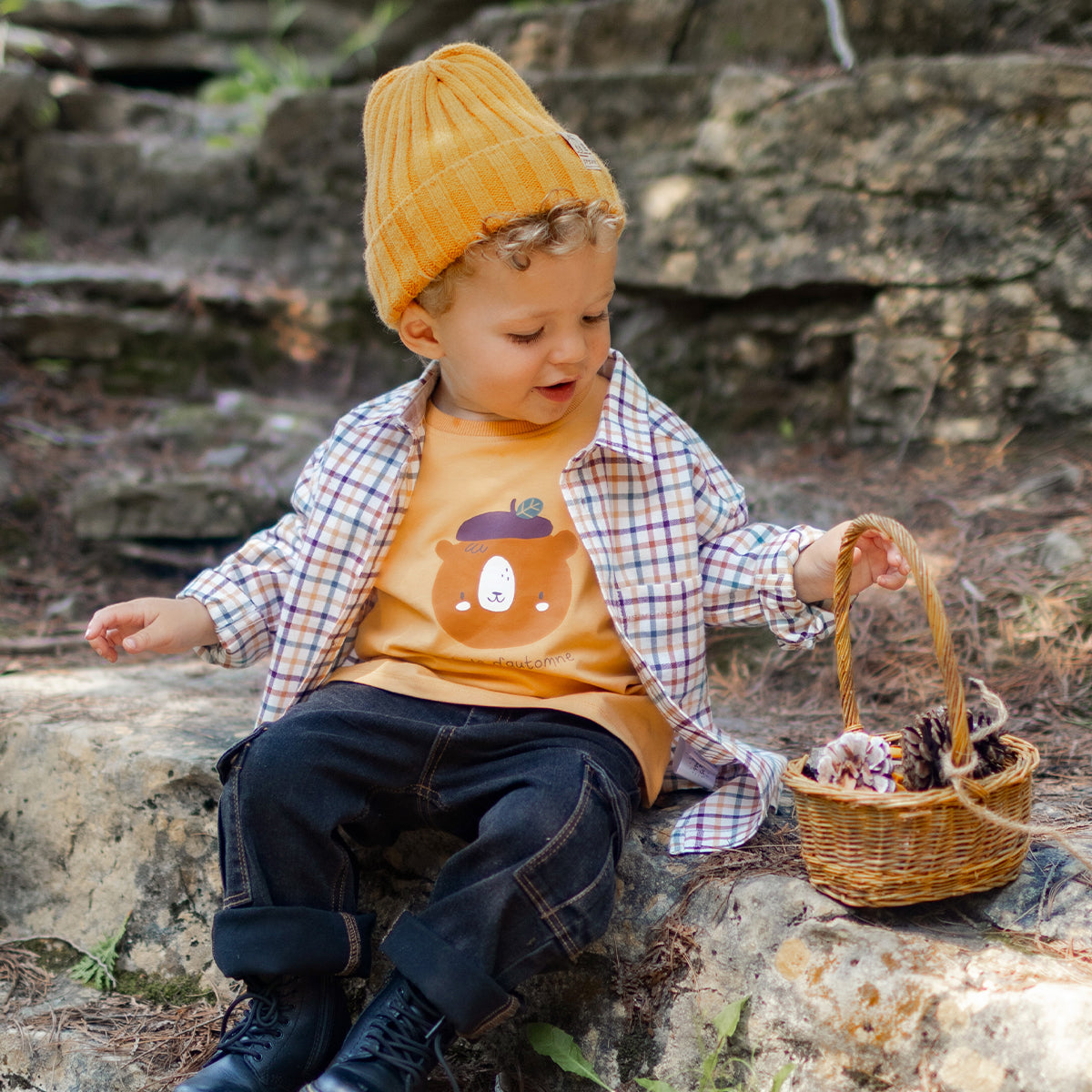 Caramel bear graphic bodysuit, baby
