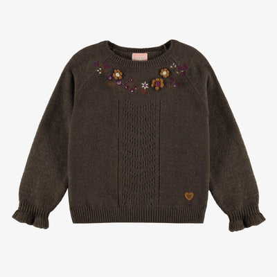 Chandail de maille brun foncé avec broderies, enfant || Dark brown knitted sweater with embroideries, child