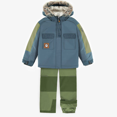 Habit de neige deux pièces bleu et vert avec capuchon à fourrure, enfant || Blue and green two-piece snowsuit with fur hood, child