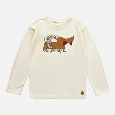 T-shirt crème à manches longues avec une illustration de chien en jersey, enfant || Cream long-sleeved t-shirt with a dog illustration in jersey, child