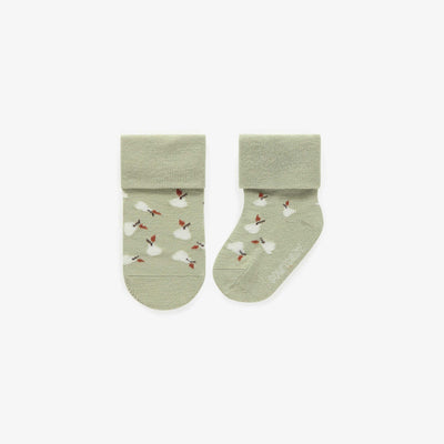 Chaussettes extensibles vertes pâles avec des poires, naissance || Pale green stretchy socks with pears, newborn