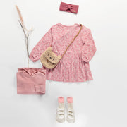 Robe de coupe évasée manches longues rose fleuri en jersey, enfant || Pink flowery dress of flared fit and long sleeves in jersey, child