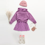 Chandail à capuchon mauve en coton ouaté, enfant || Purple hoodie in cotton, child