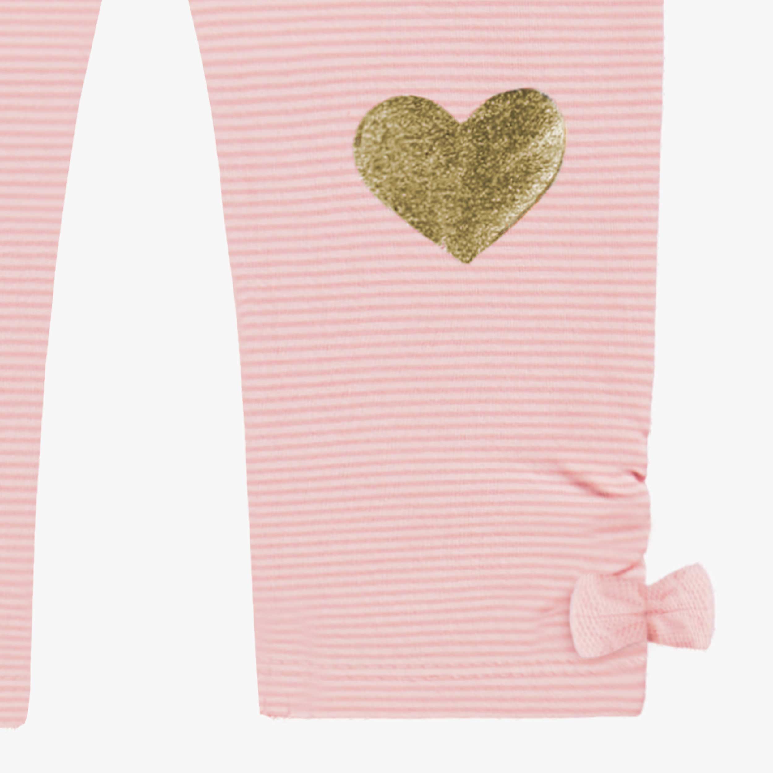 Zoom détails du legging rose avec cœurs, bébé