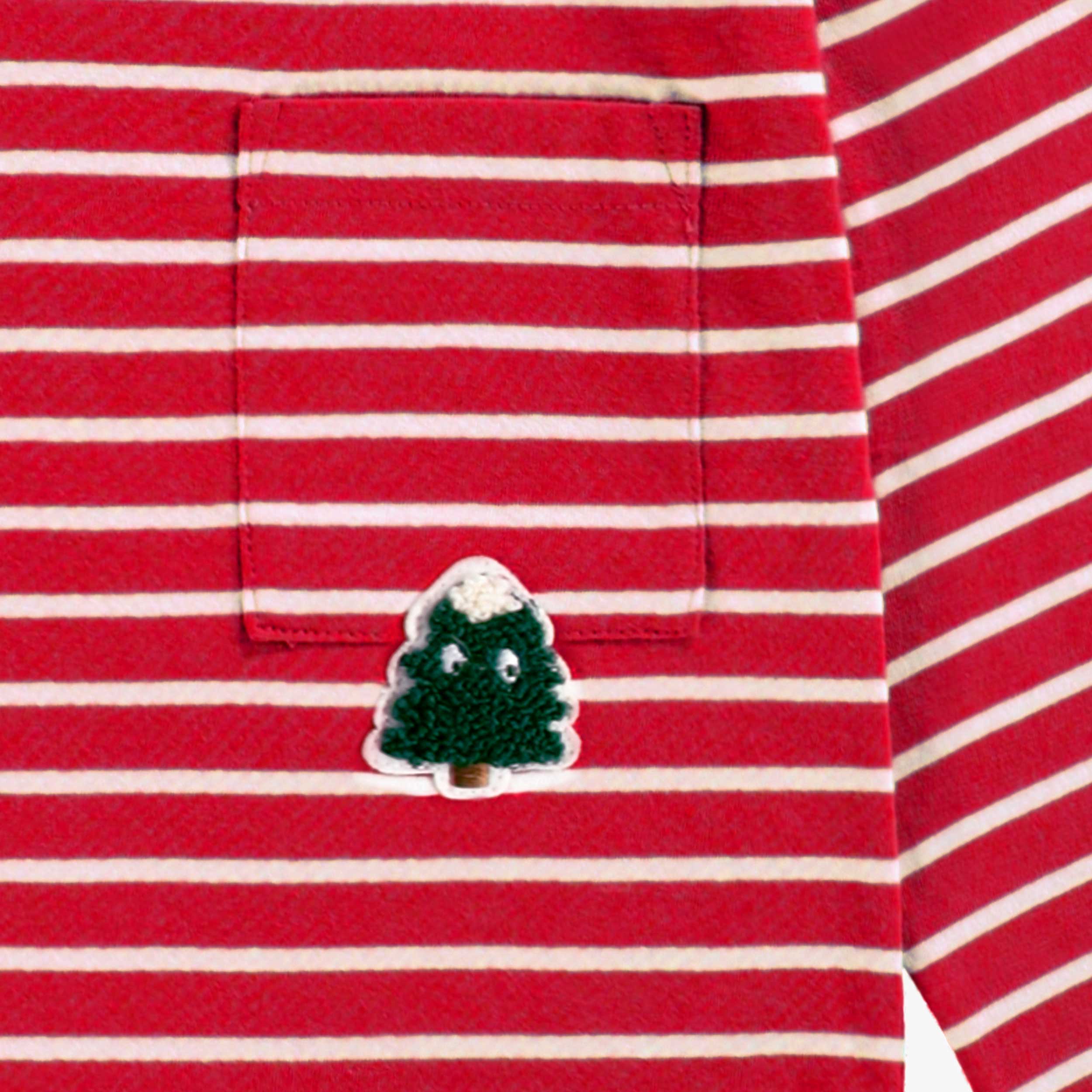 Zoom écusson du t-shirt rouge à rayures, enfant
