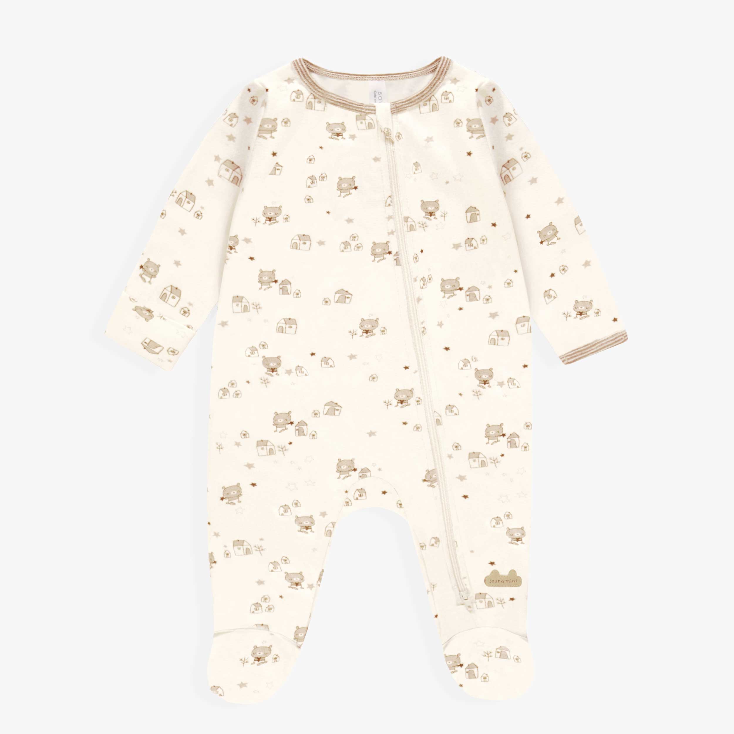 Pyjama de l’ensemble pyjama, bavoir et chapeau crème et beige, naissance