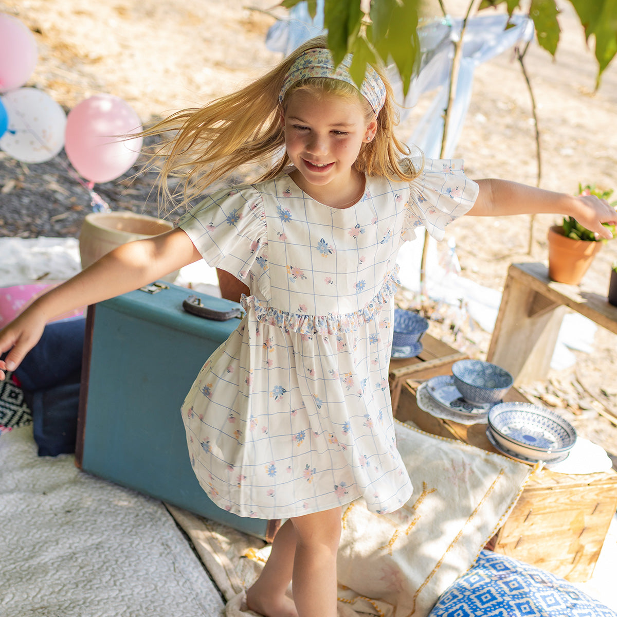 Robe blanche à motif floral, enfant