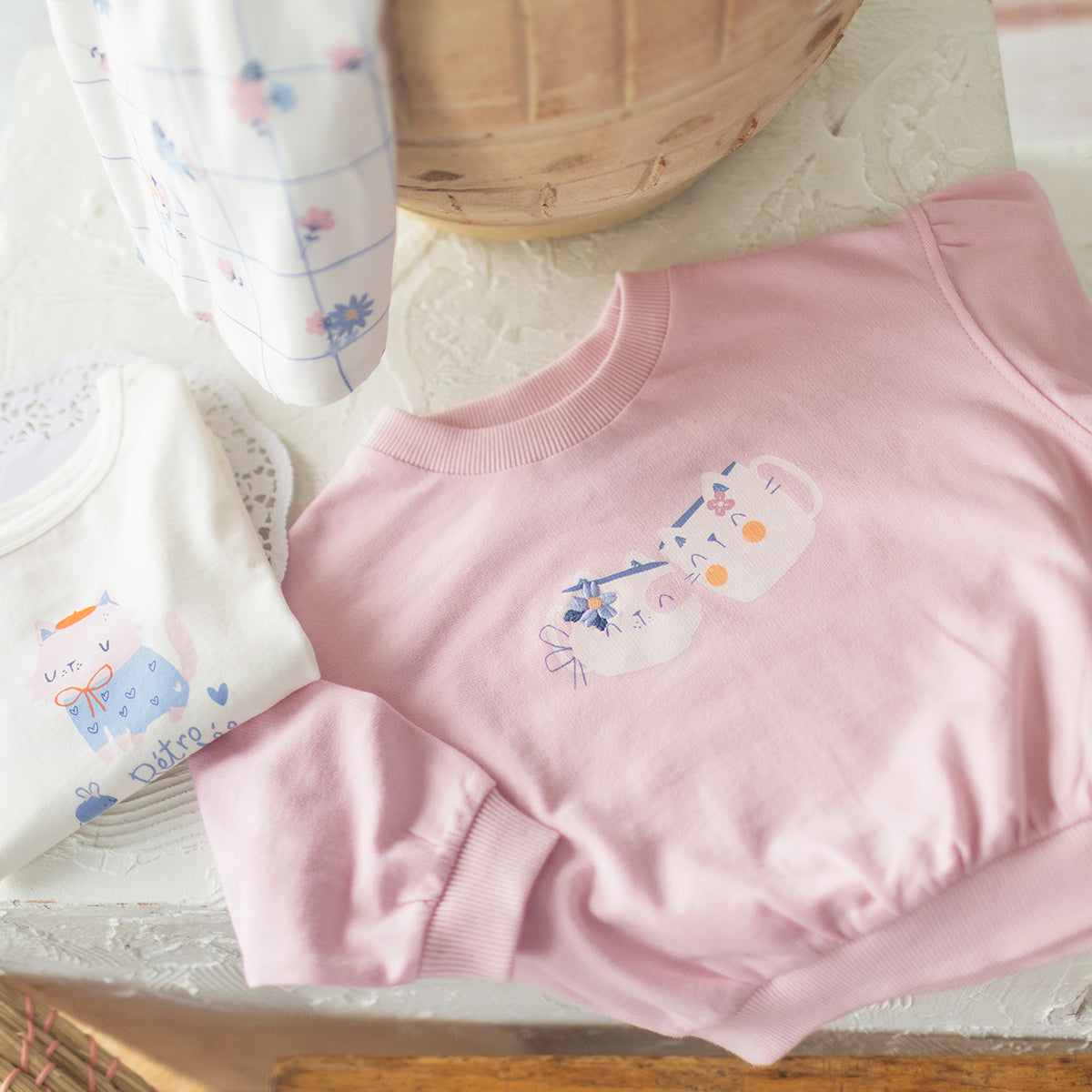 Chandail rose avec illustration, bébé
