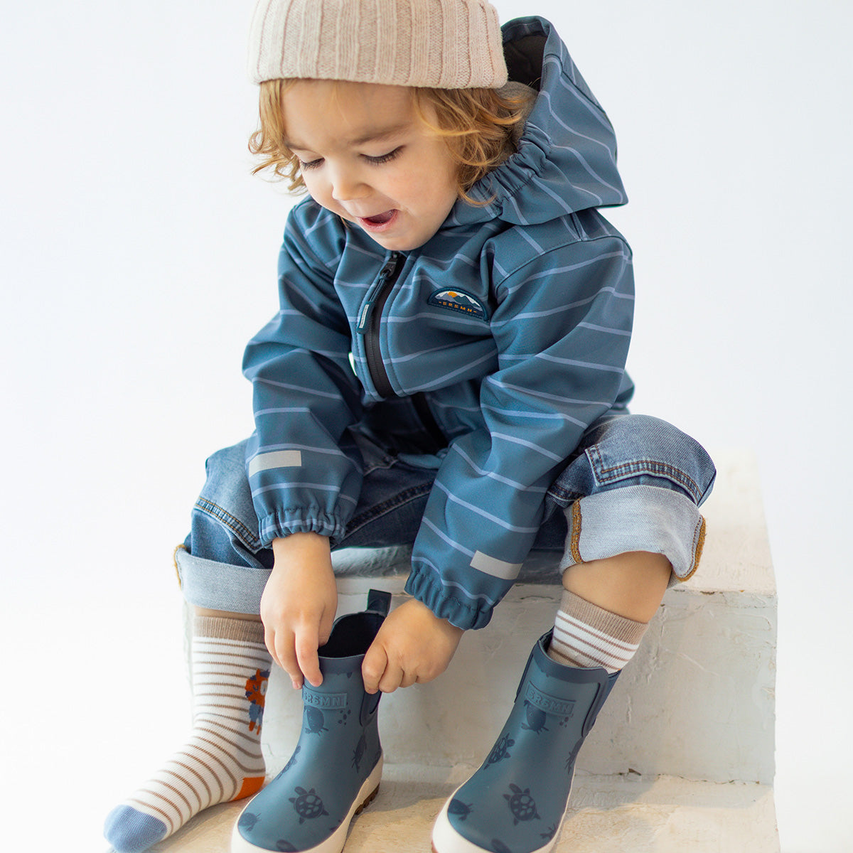 Blue softshell jacket with stripes, baby 