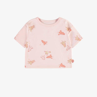 T-shirt manches courtes coupe décontractée rose pâle avec écrevisses, bébé || Light pink short sleeves relaxed fit t-shirt with crayfish, baby
