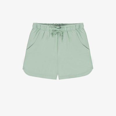Short ample vert sauge en coton français, enfant || Loose-fitting sage green short in french cotton, child