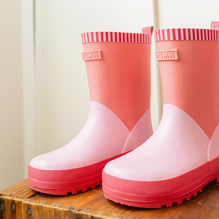 Bottes de pluie imperméables roses à bloc de couleur || Color-blocked pink waterproof rain boots