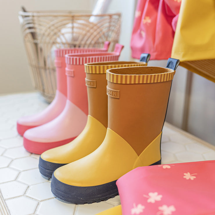 Bottes de pluie imperméables roses à bloc de couleur || Color-blocked pink waterproof rain boots