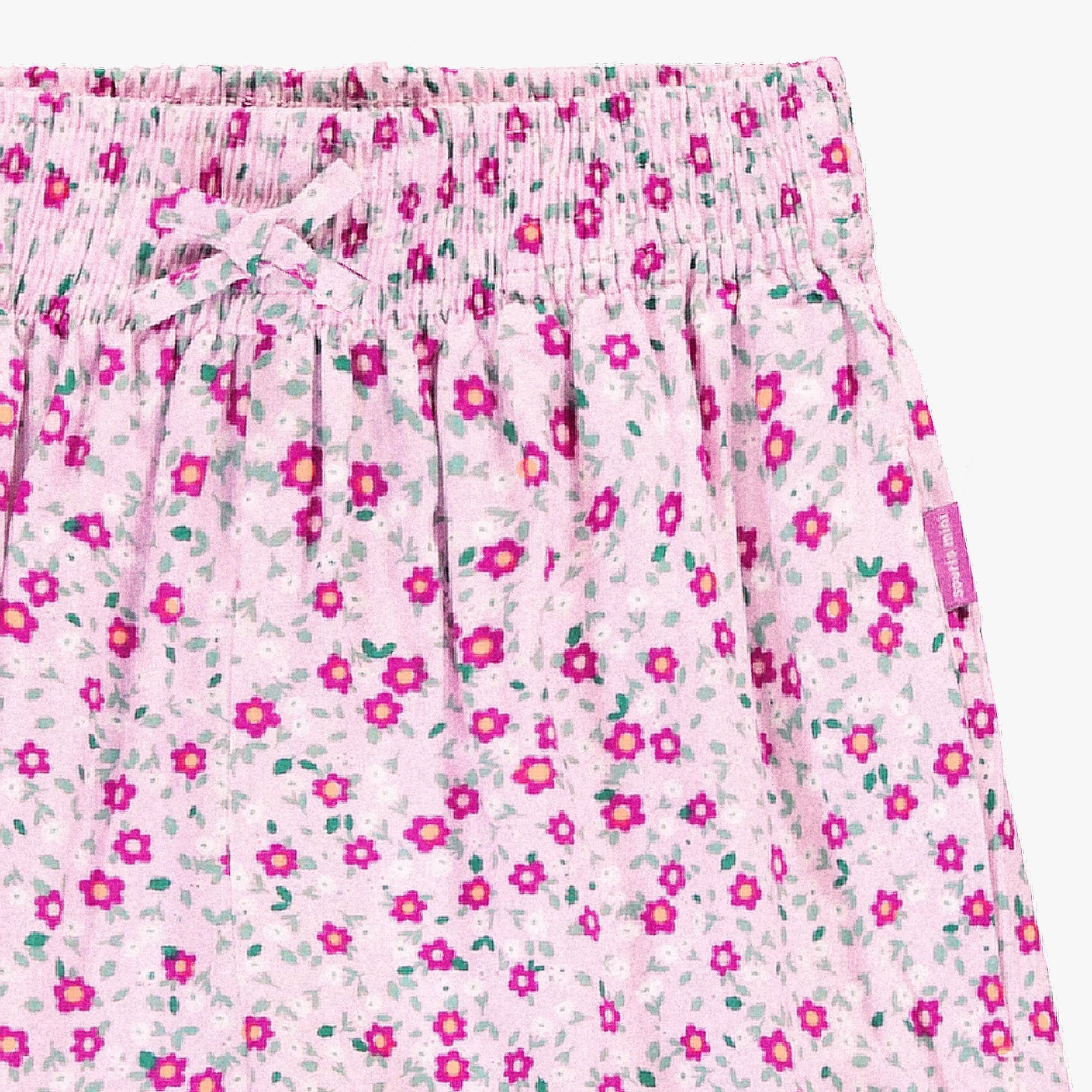 Zoom détails du pantalon lilas à motif floral, enfant 