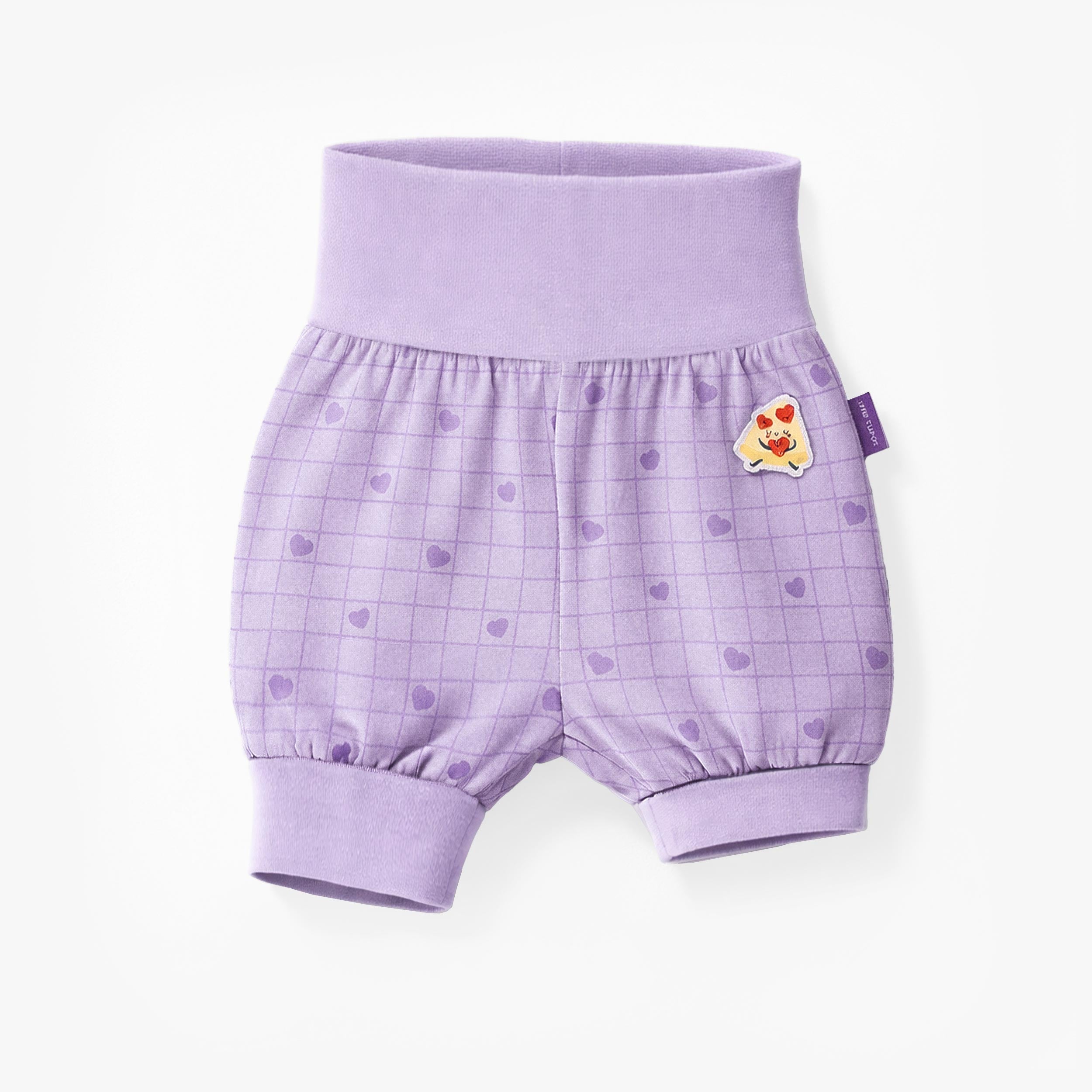 Zoom détails bande évolutive du short évolutif mauve avec cœurs et pizza, bébé 