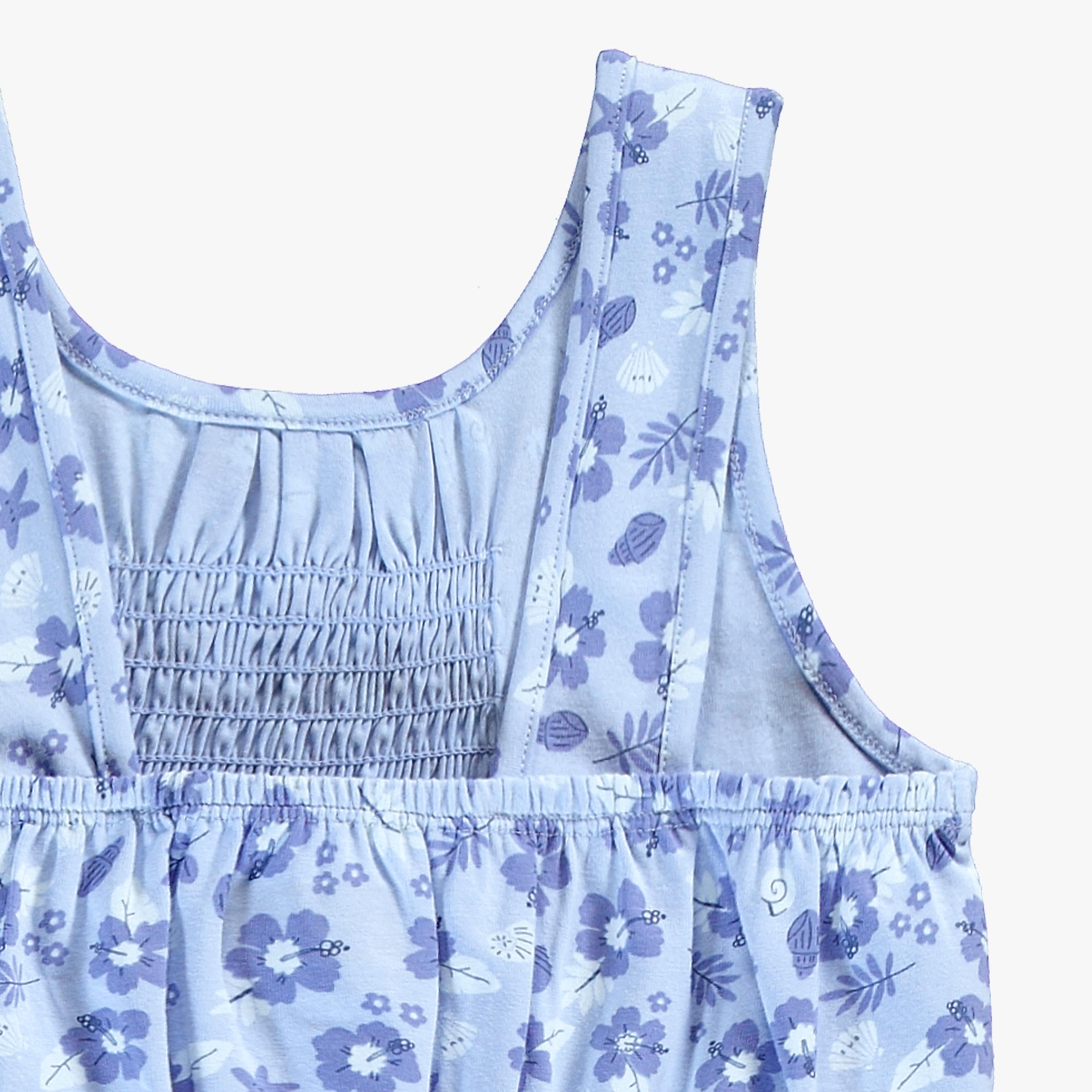 Zoom détails dos de la combishort bleu à motifs, enfant 