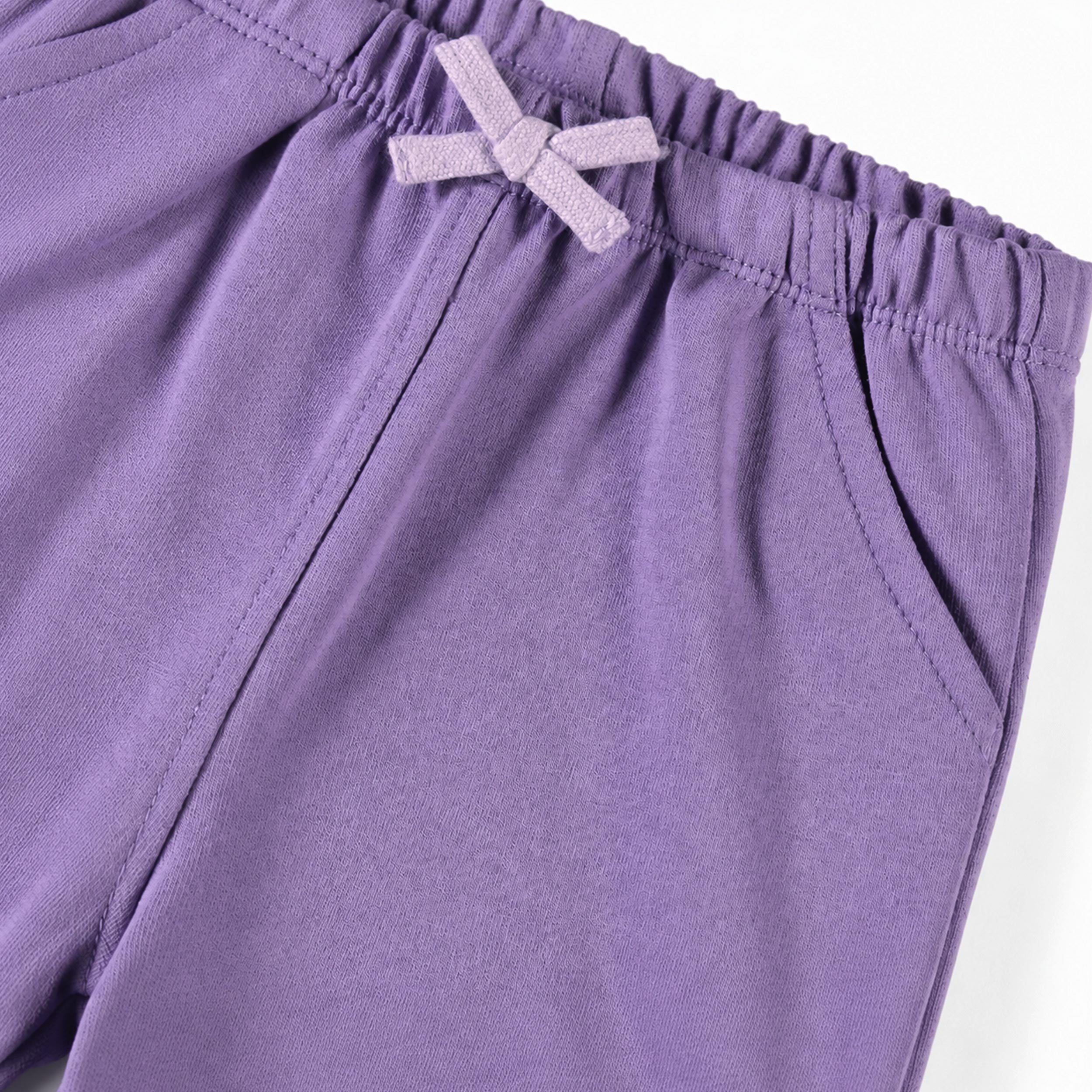 Zoom détails du pantalon mauve en coton français, naissance 