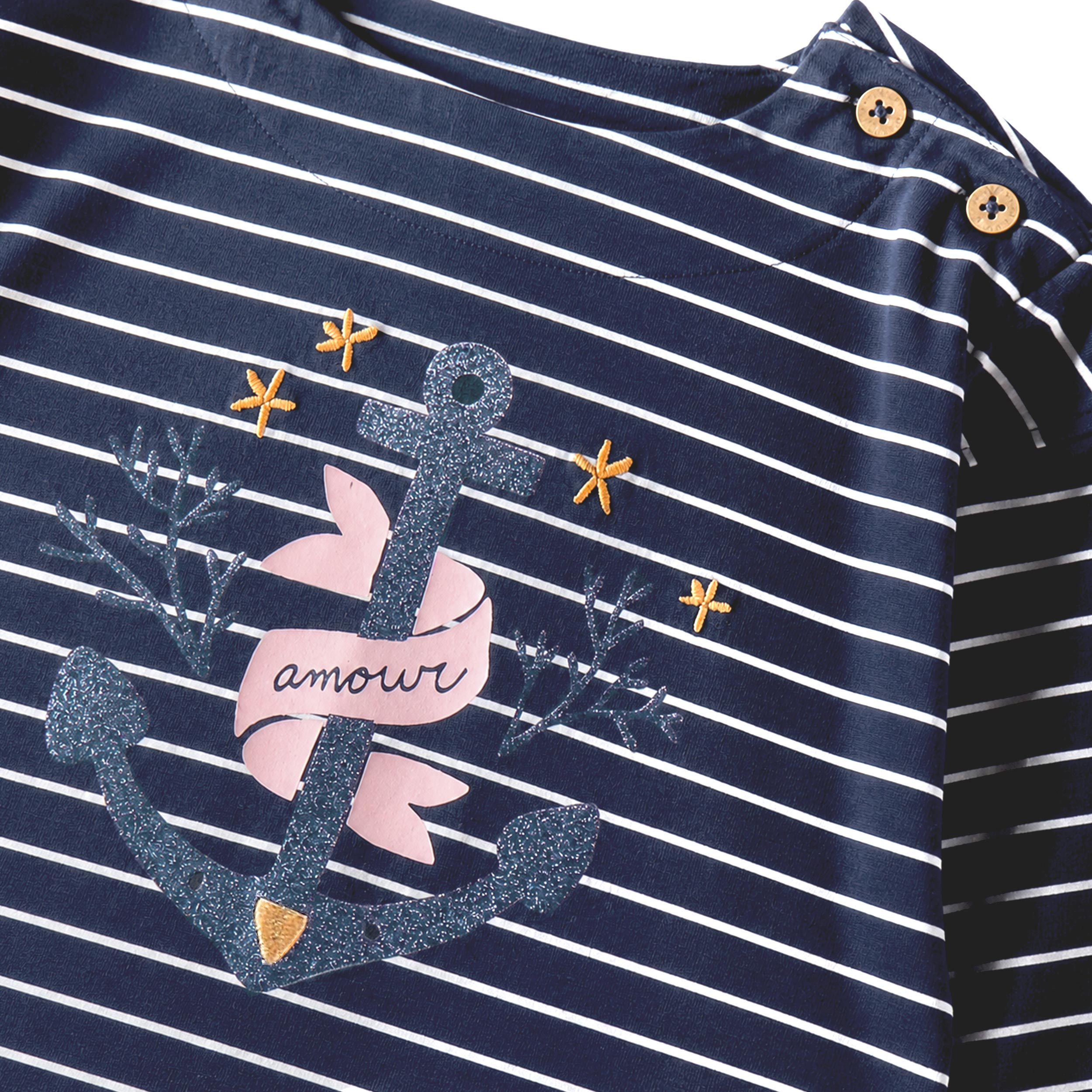 Zoom details du T-shirt rayé bleu foncé avec illustration, enfant 