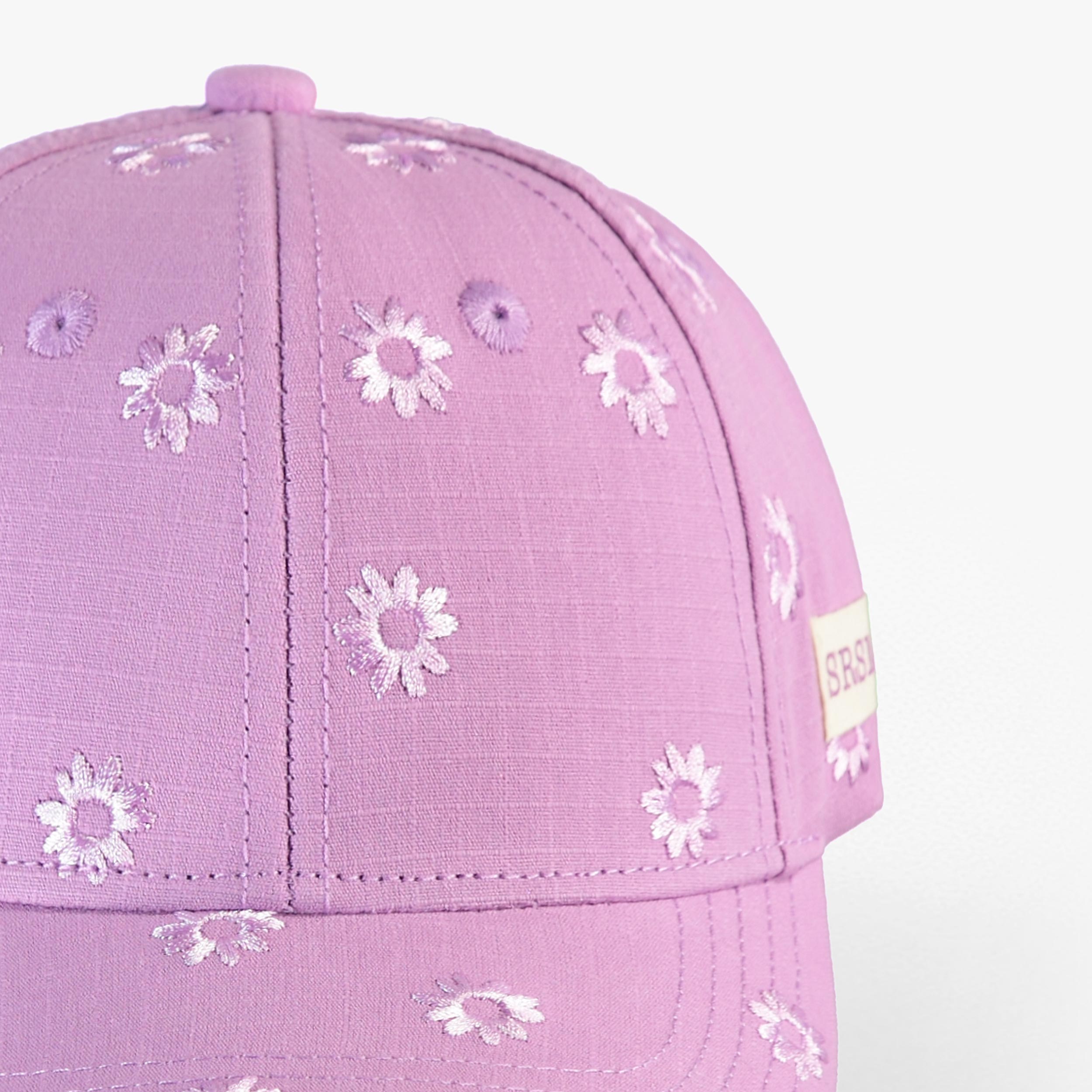 Zoom détails de la casquette mauve avec broderies de fleurs, bébé - Souris Mini