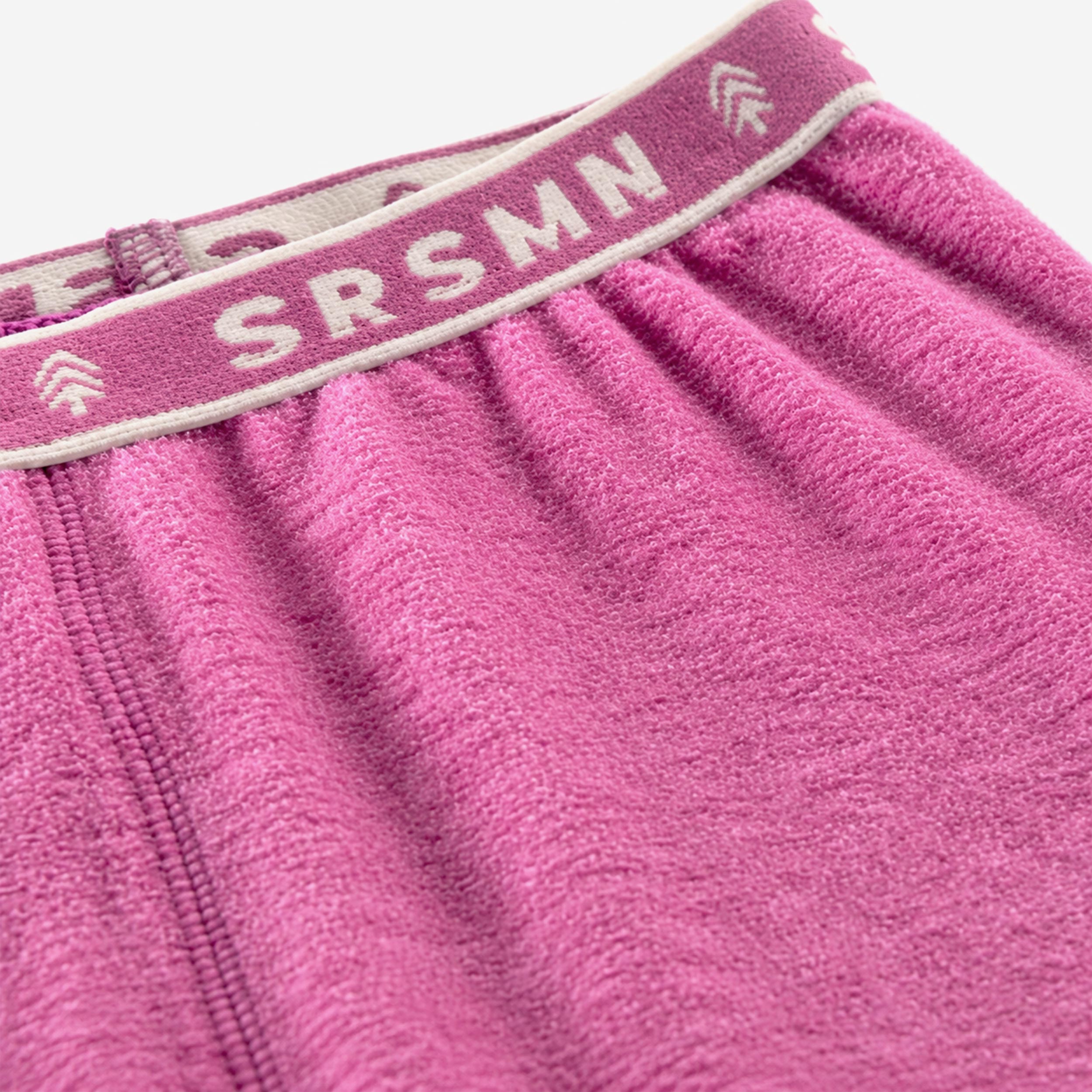 Zoom détails du pantalon rose en polar, enfant 