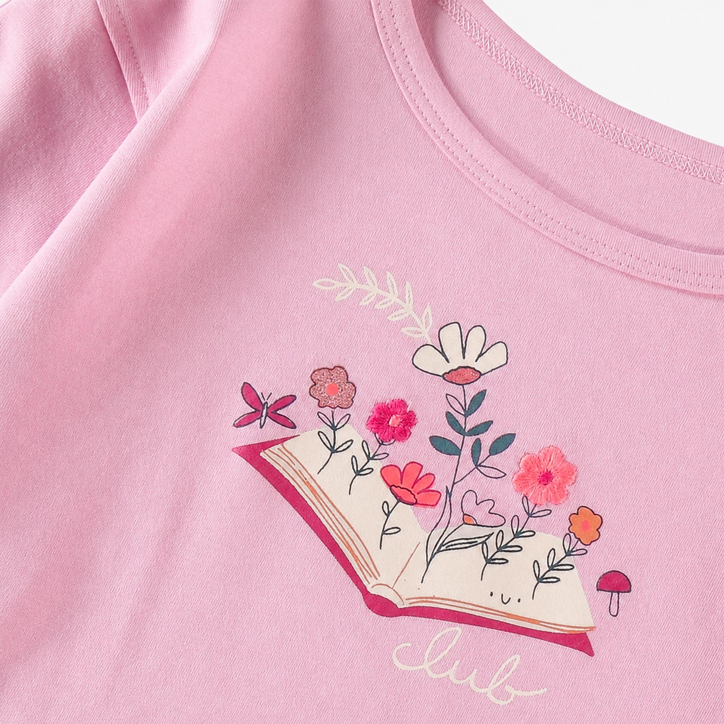 Zoom détails du T-shirt rose avec illustration florale, enfant 