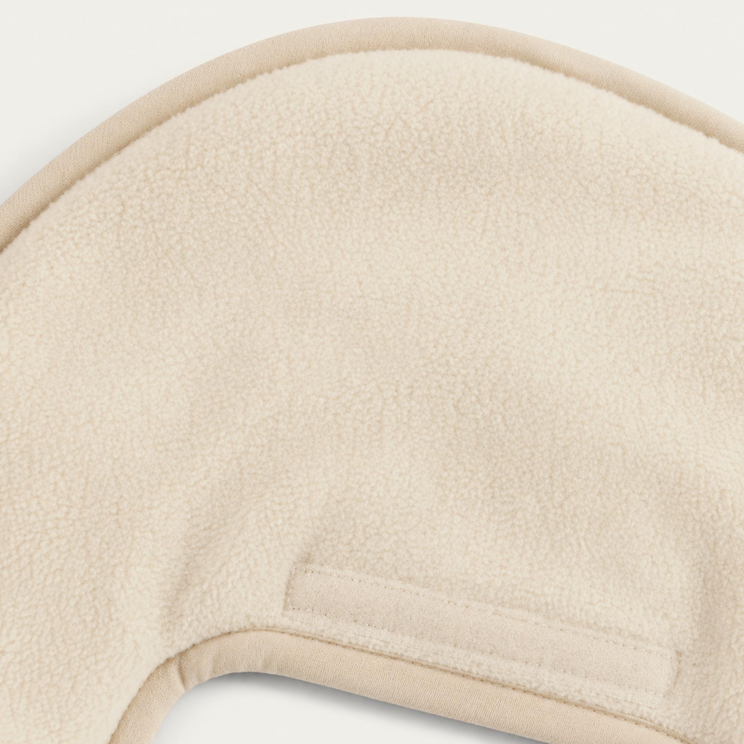 Zoom détails du fond isolant pour coquille en polar ultradoux, naissance 