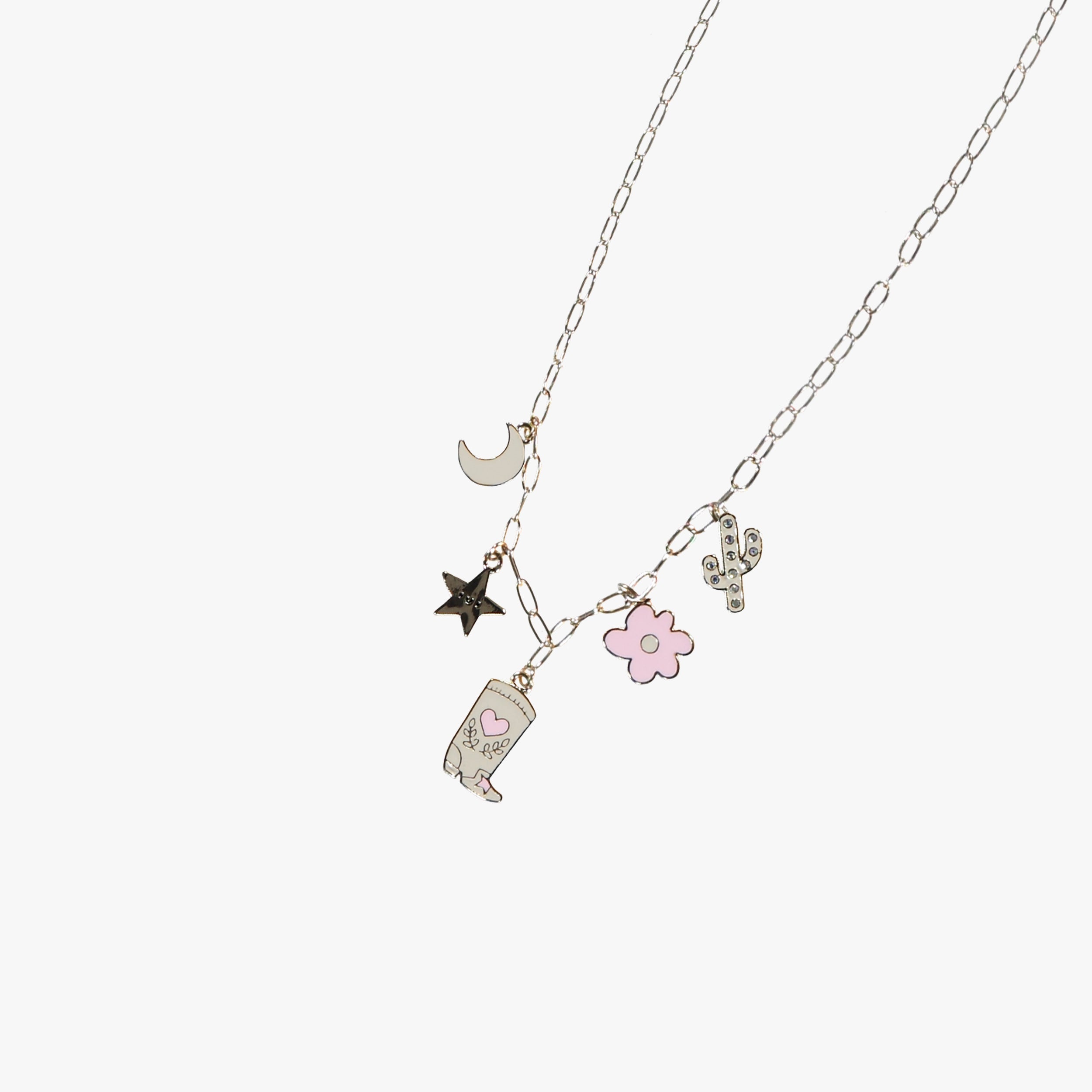 Zoome du collier avec pendentifs à thématique Western, enfant - Souris Mini