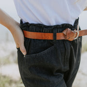 Pantalon en denim noir coupe décontractée longueur 7/8, adulte || Relaxed fit black denim pants 7/8 length, adult
