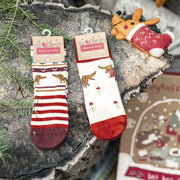 Chaussettes crème et bourgogne avec chiens des fêtes, bébé || Cream and burgundy socks with holiday dogs, baby