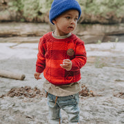 Chandail rouge à col rond de maille, bébé || Red knitted crewneck, baby