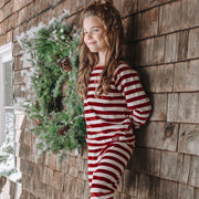 Pyjama des Fêtes deux-pièces rouge et blanc ligné en velours, enfant || Red and white striped two-pieces holiday pajamas in velvet, child
