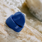 Tuque de maille bleue, bébé
 || Blue knitted toque, baby
