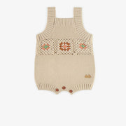 Une-pièce crème à motifs en crochet, naissance || Cream patterned one-piece in crochet, newborn