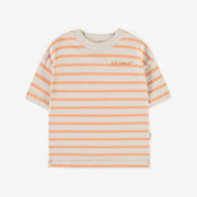 T-shirt orange ligné à manches courtes en jersey recyclé, enfant || Orange striped short-sleeved t-shirt in recycled jersey, child