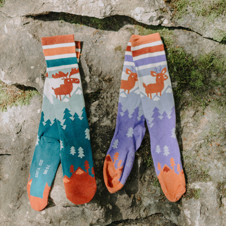 Chaussettes mauves jolies montagnes, enfant || Purple socks pretty mountains, child