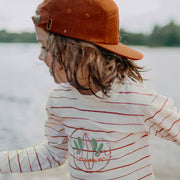 T-shirt de bain crème à manches longues, enfant || Cream bathing t-shirt with long sleeves, child